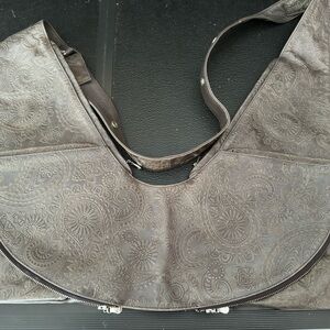 Charcoal Paisley extra squared Sash Bag